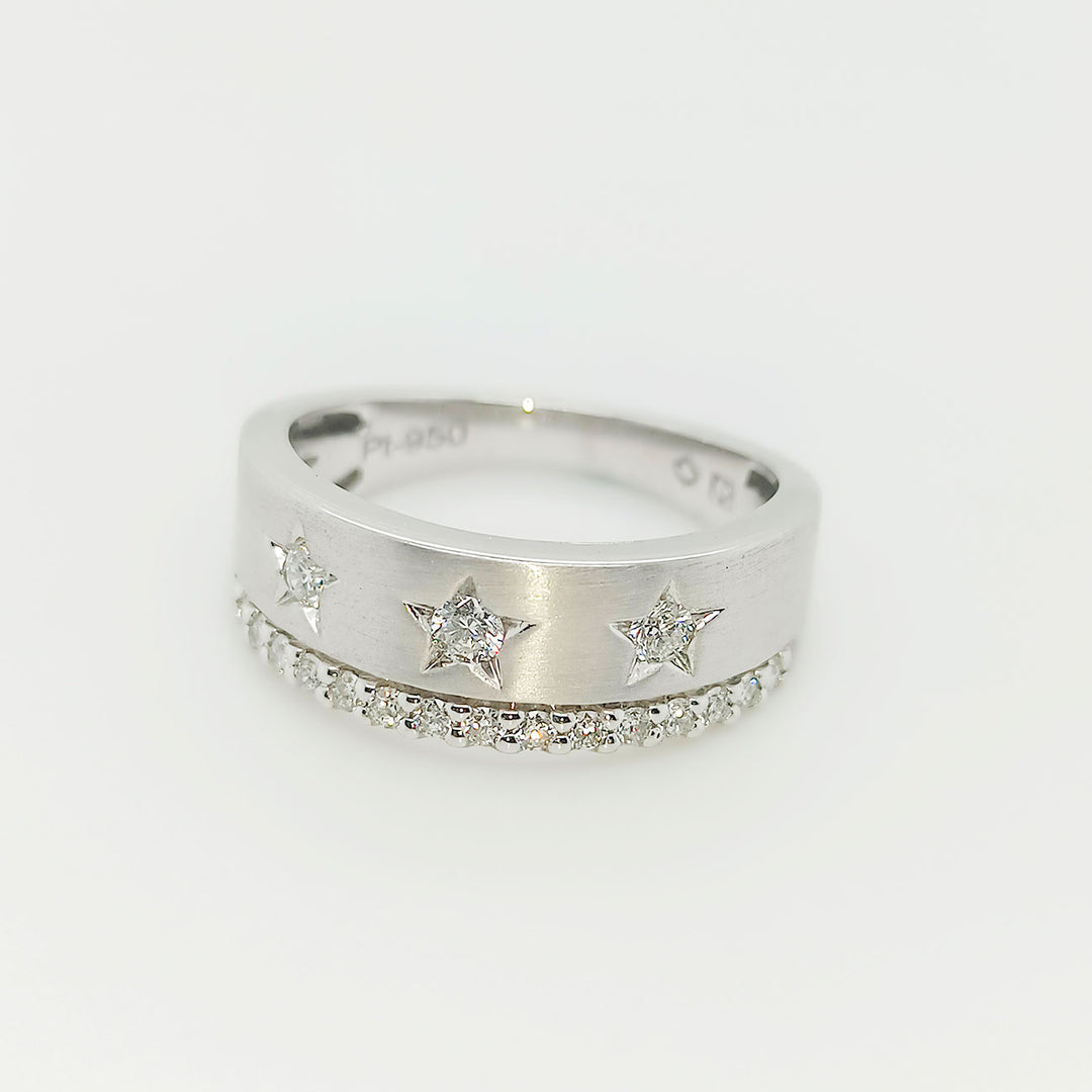 Damenring Platin 950 mit 0,30 ct Brillanten in Sternfassung